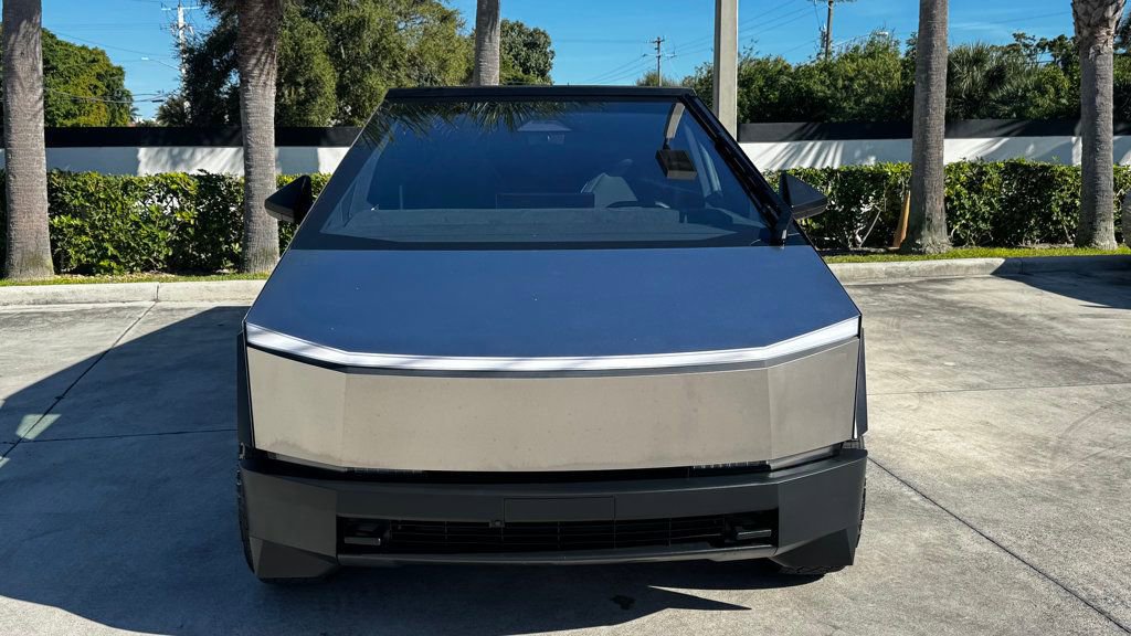 Used 2024 Tesla Cybertruck Cyberbeast image 9