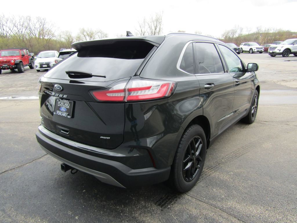 Used 2024 Ford Edge SEL w/ Convenience Package image 6