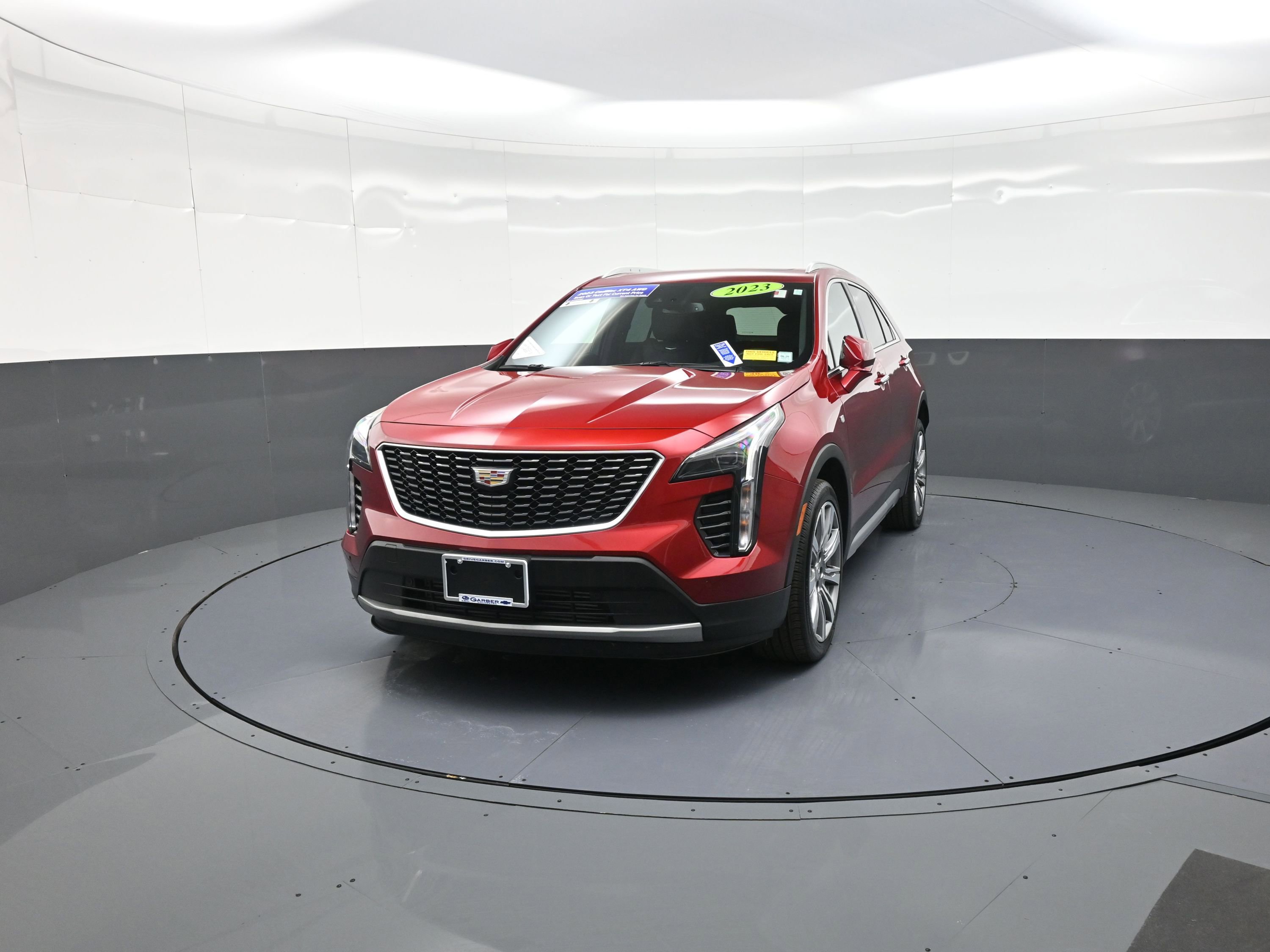 Used 2023 Cadillac XT4 Premium Luxury w/ Cold Weather Package image 8