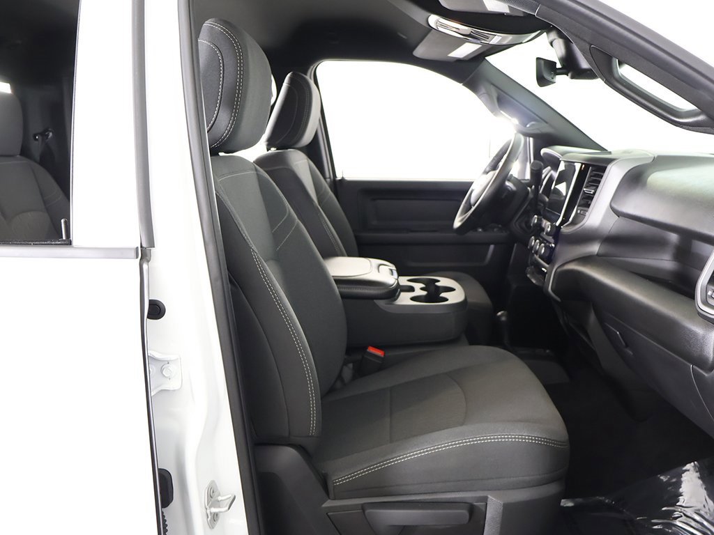 Used 2024 RAM 3500 Tradesman w/ Safety Group image 32