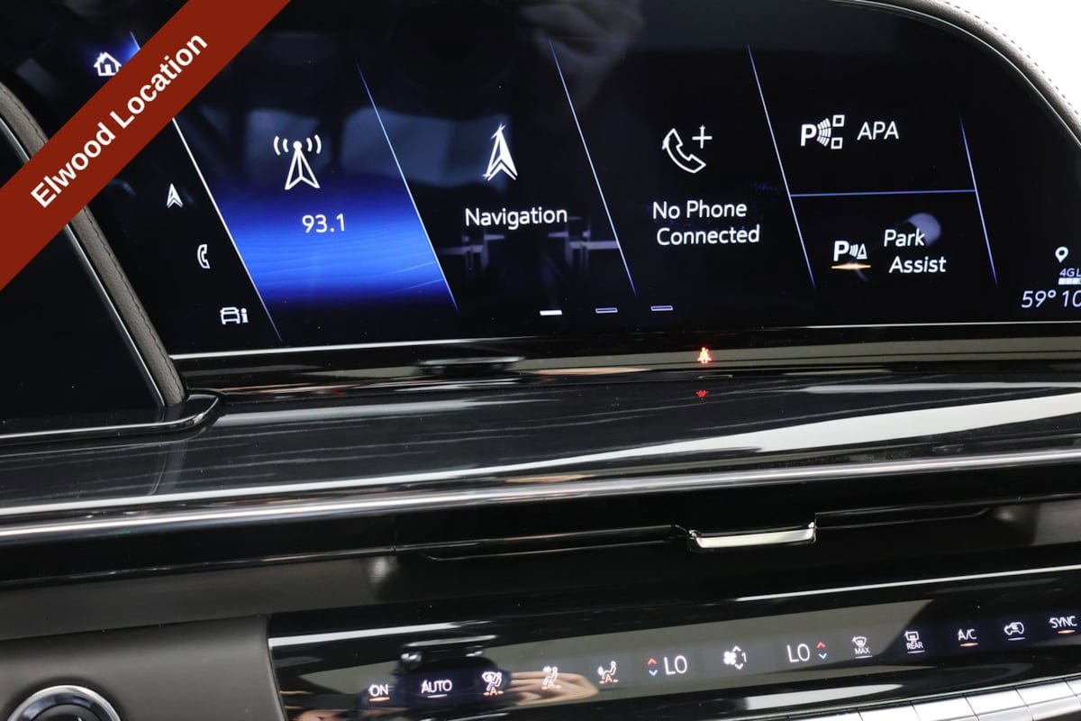 Used 2023 Cadillac Escalade V AWD/4WD image 56