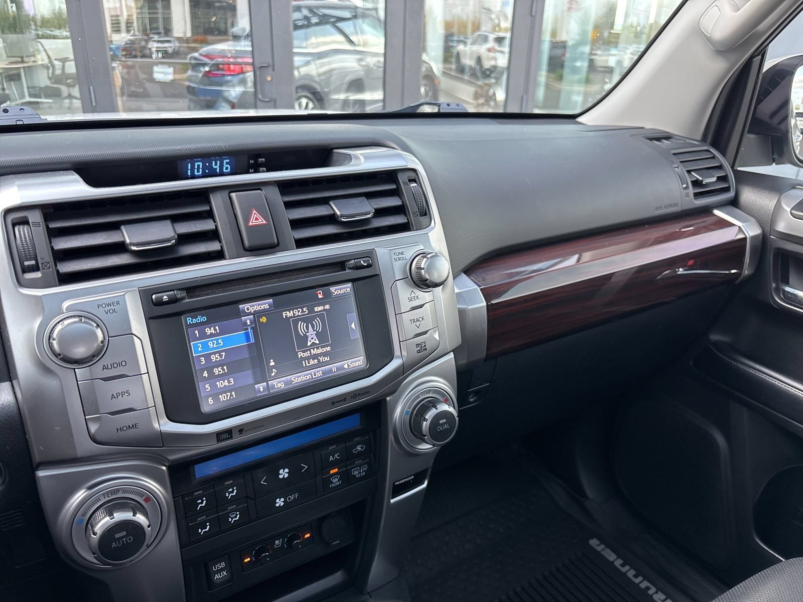 Used 2017 Toyota 4Runner Limited AWD/4WD image 22