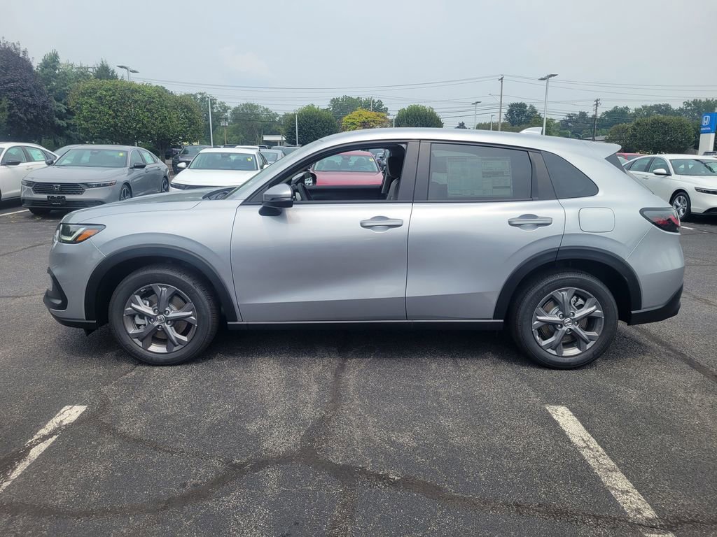 New 2026 Honda HR-V LX image 8