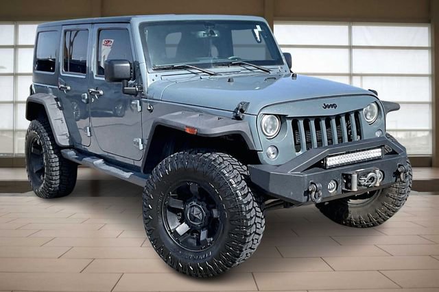 Used 2015 Jeep Wrangler Unlimited Sahara w/ Max Tow Package image 12