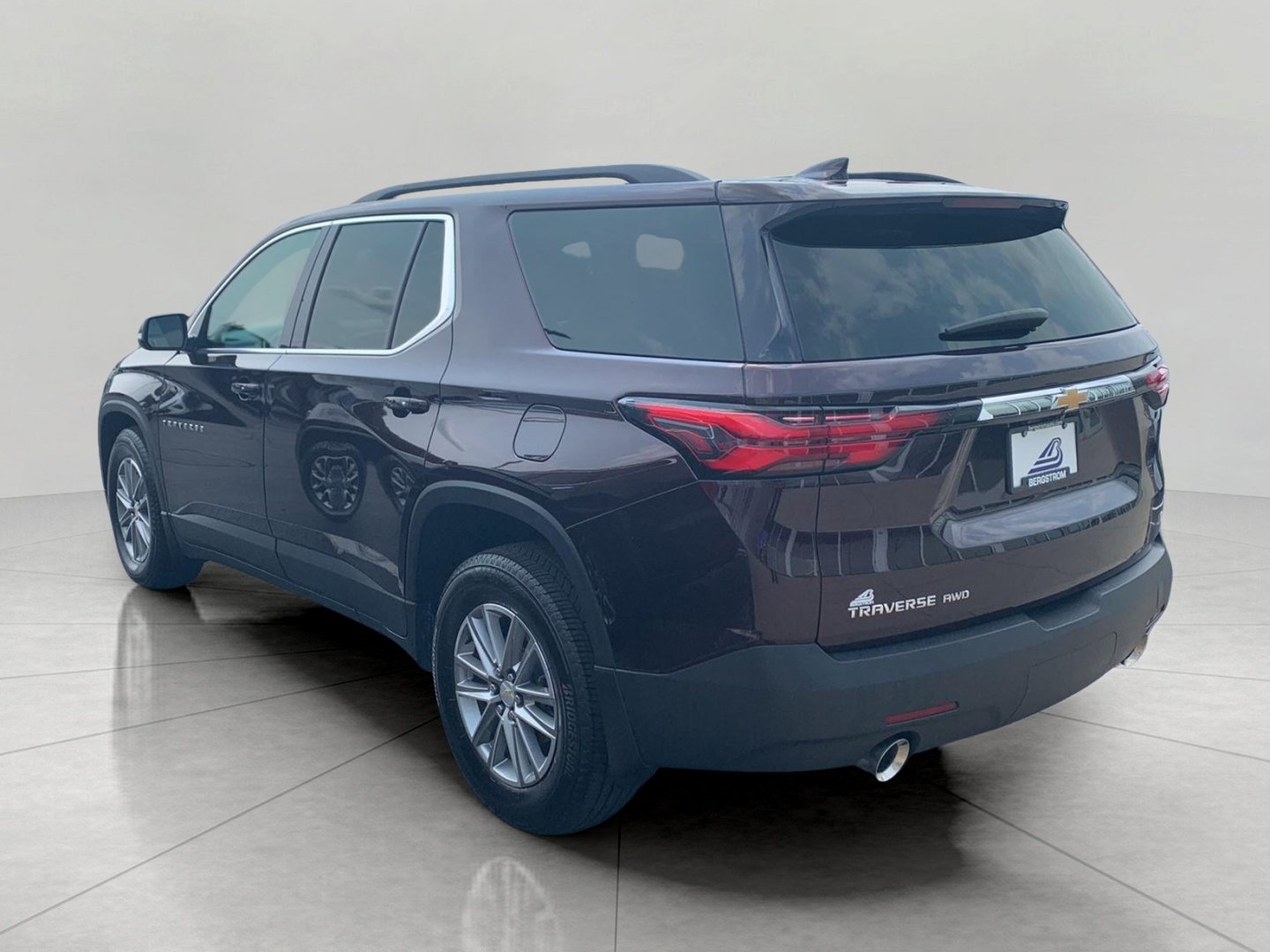 Certified 2023 Chevrolet Traverse LT w/ LPO, Floor Liner Package AWD/4WD image 5