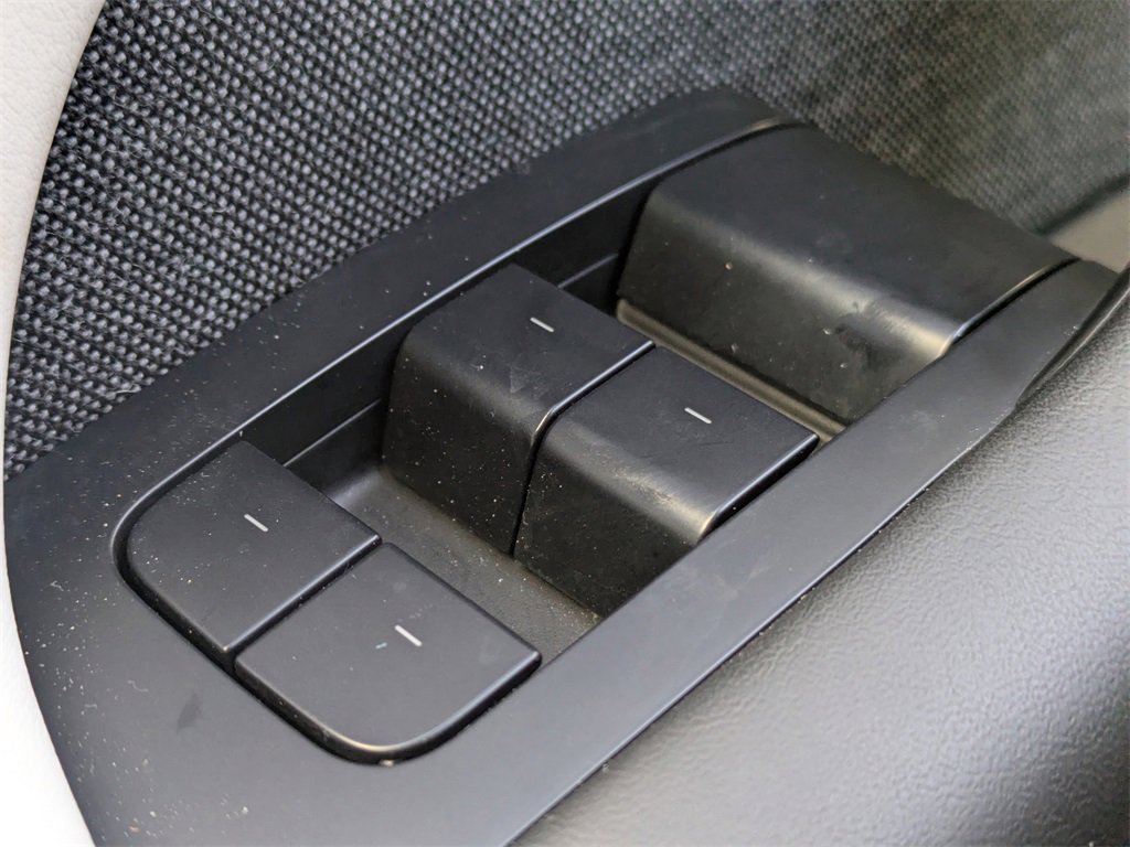 Used 2022 Tesla Model X Plaid image 32