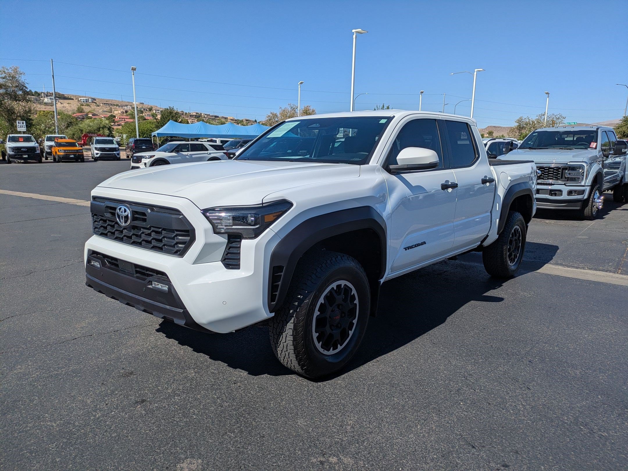 Used 2024 Toyota Tacoma TRD Off-Road w/ TRD Off Road Upgrade Package AWD/4WD image 7