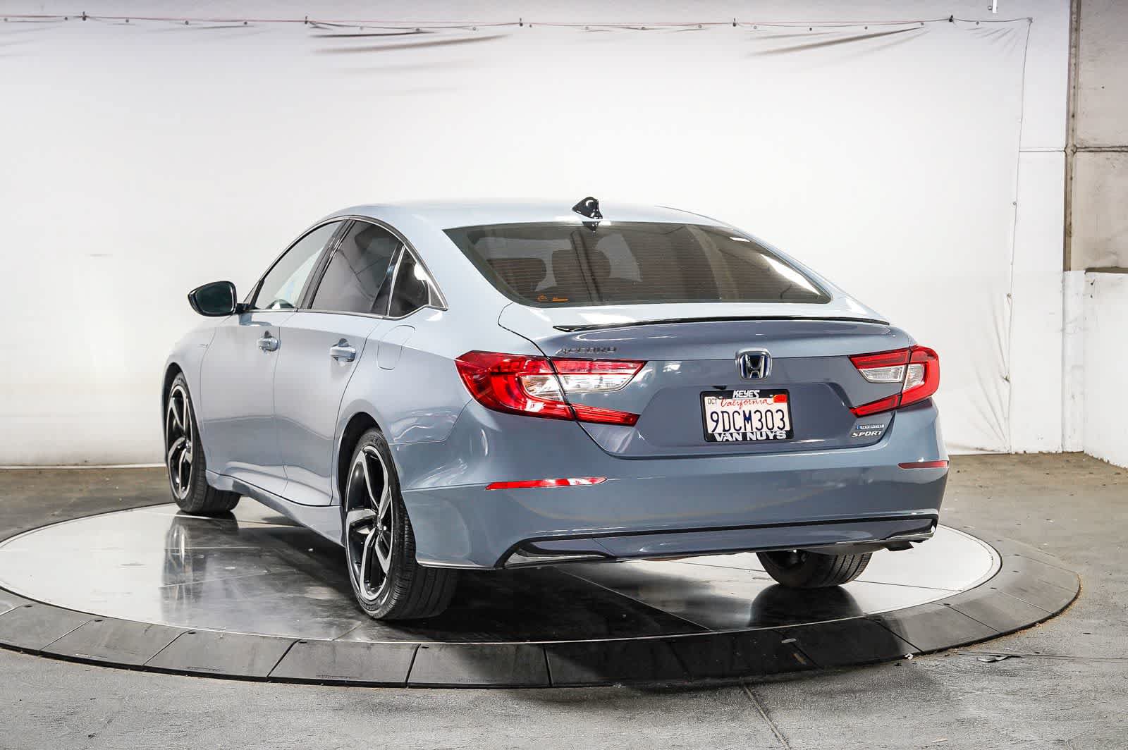 Used 2022 Honda Accord Sport image 2