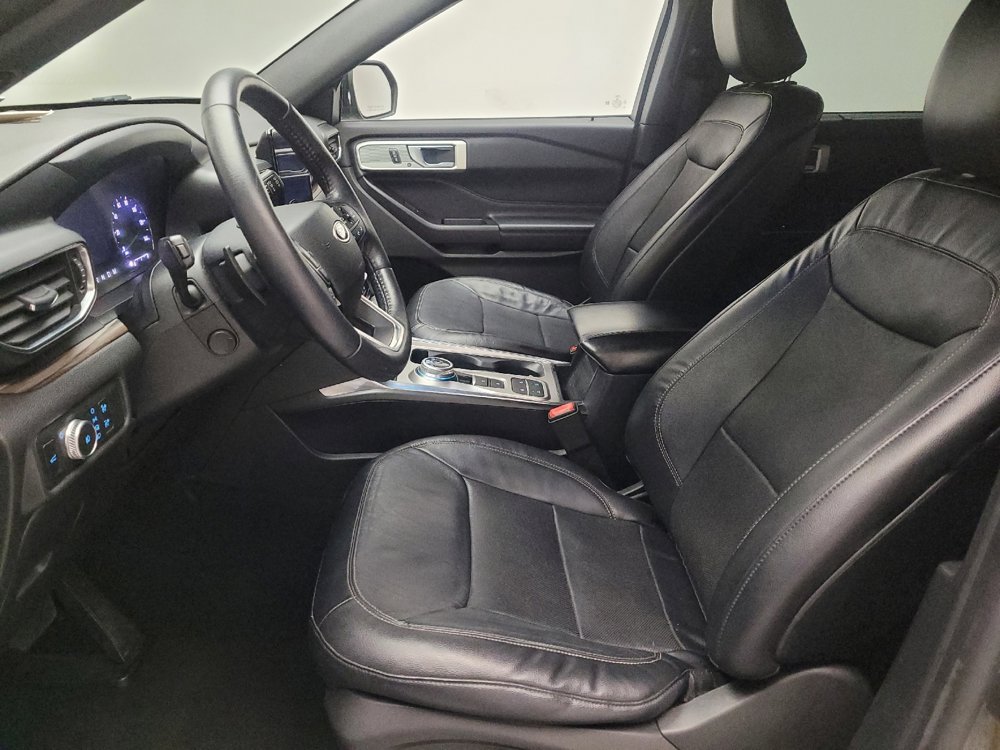 Used 2020 Ford Explorer Limited w/ Class III Trailer Tow Package image 17