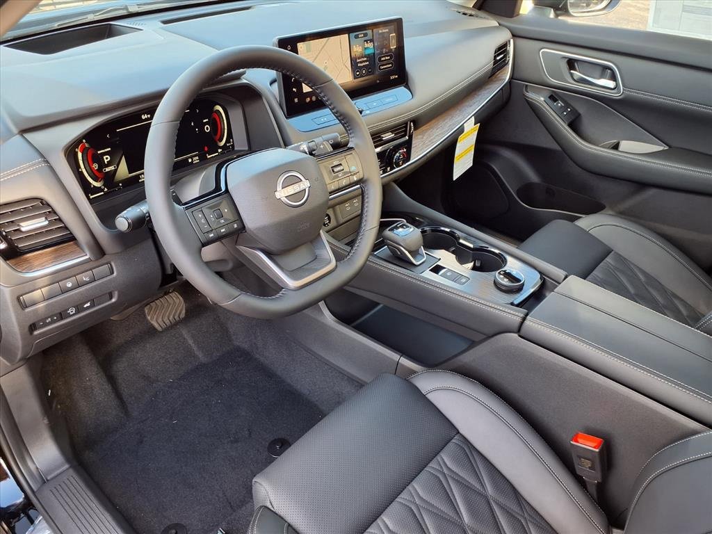 New 2026 Nissan Rogue Platinum image 16