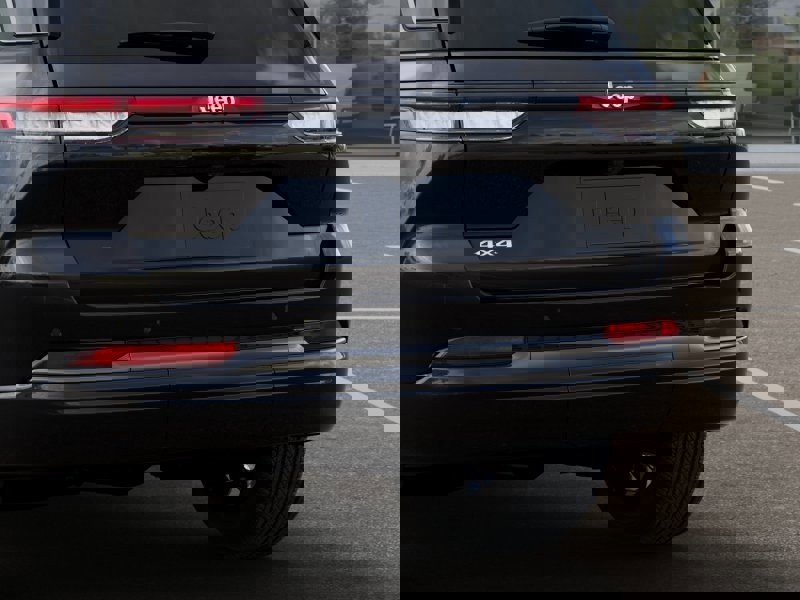 New 2026 Jeep Grand Cherokee Limited image 13