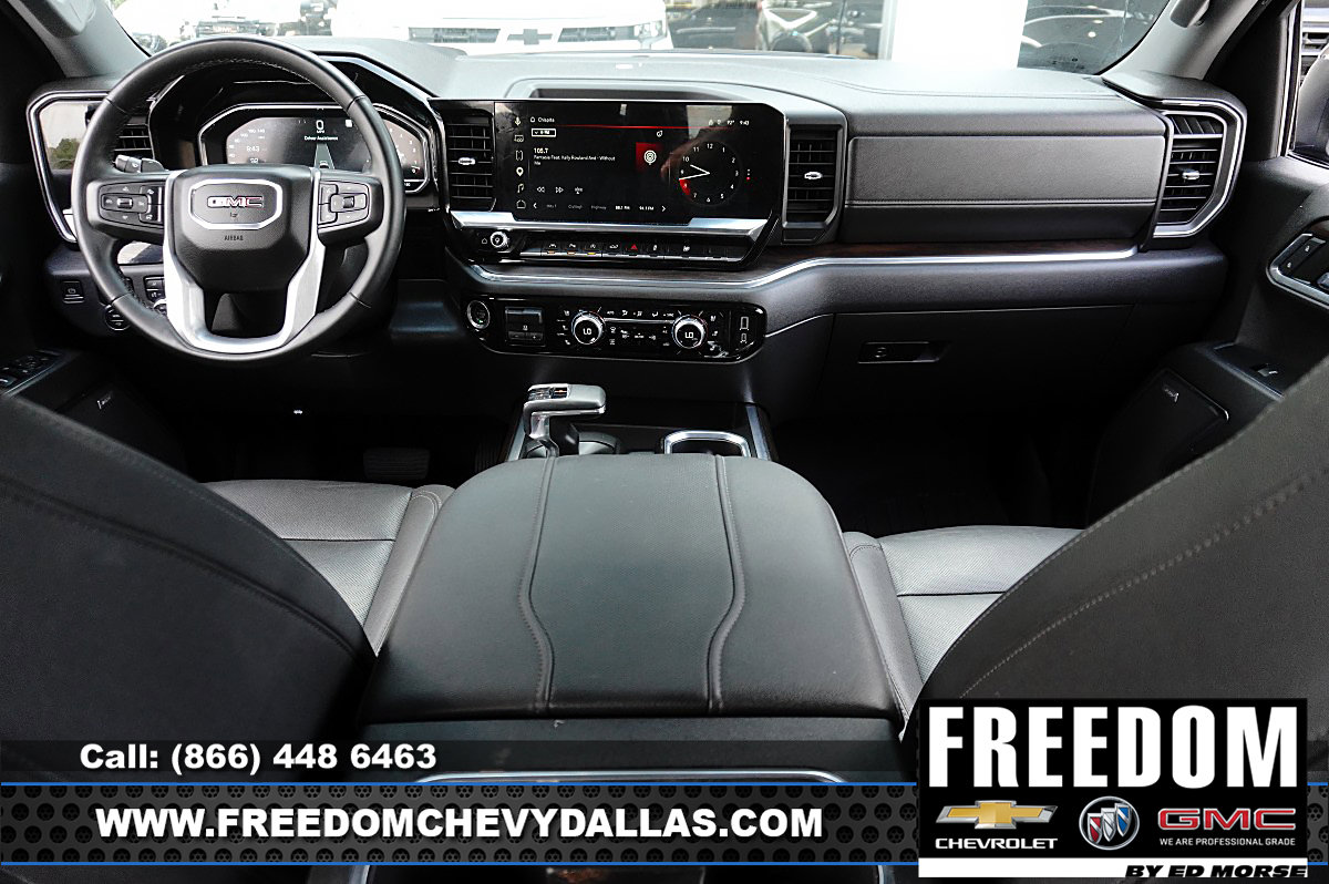 Used 2023 GMC Acadia SLE w/ Driver Convenience Package FWD image 7