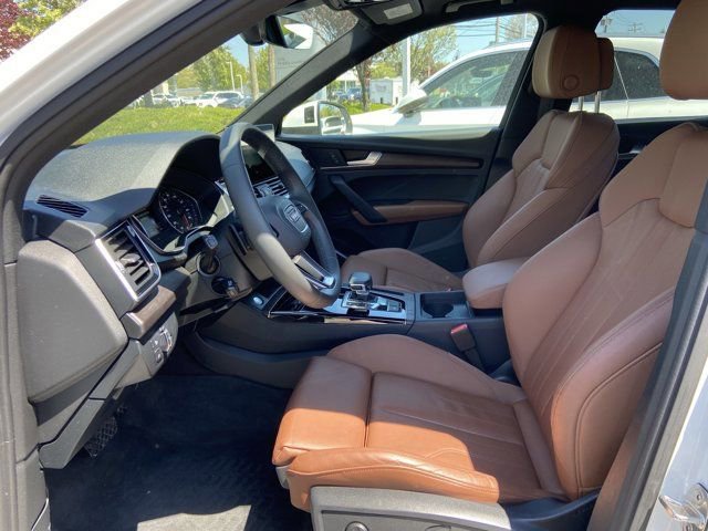 Used 2024 Audi Q5 2.0T Premium w/ Convenience Package AWD/4WD image 22