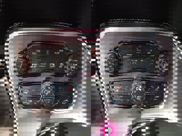 Used 2021 Dodge Challenger SRT Hellcat image 21