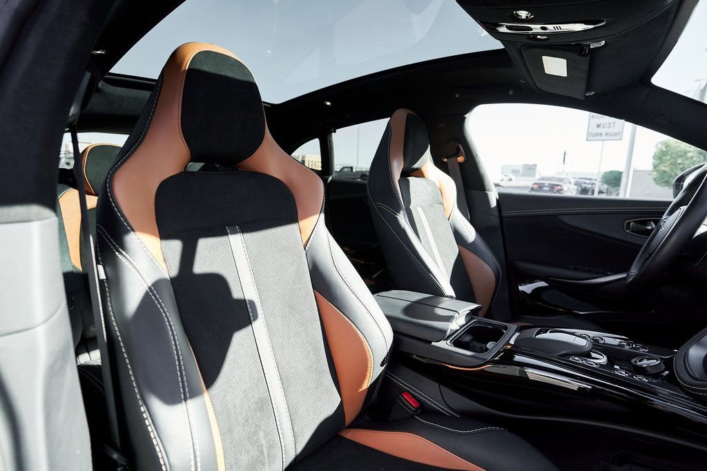 Used 2023 Aston Martin DBX 707 image 37