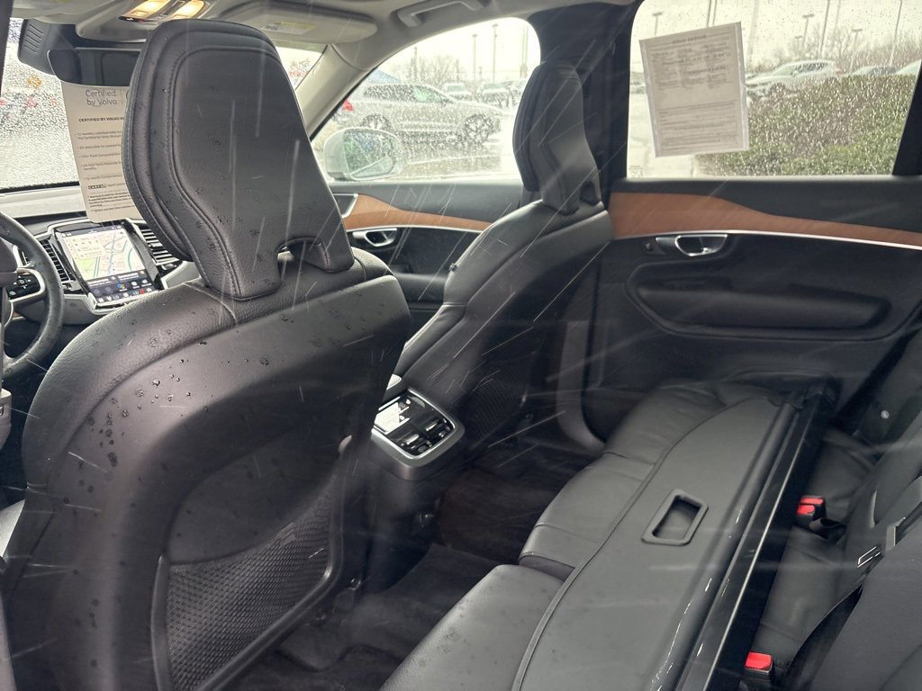 Certified 2023 Volvo XC90 B5 Plus image 31