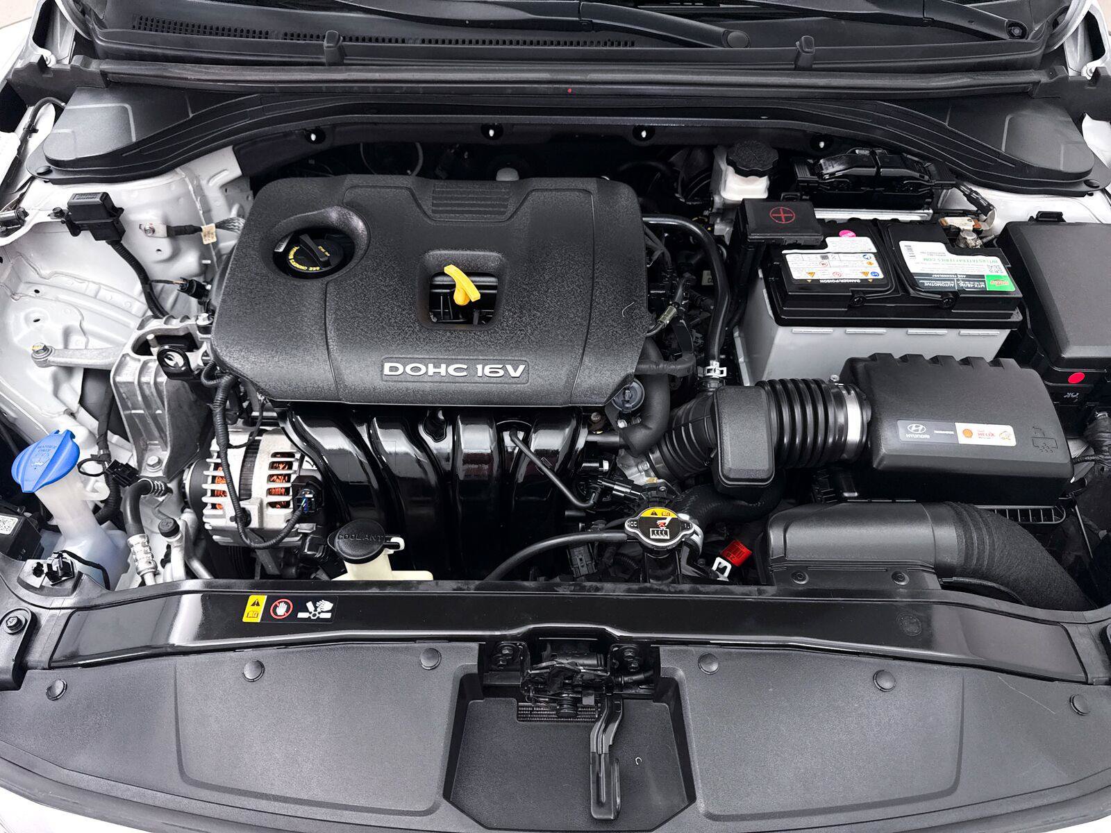 Used 2017 Hyundai Elantra Limited FWD image 7