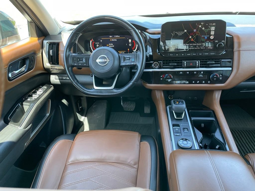 Certified 2023 Nissan Pathfinder Platinum AWD/4WD image 11