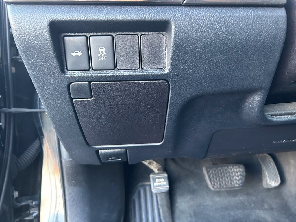 Used 2014 Toyota Avalon XLE FWD image 17