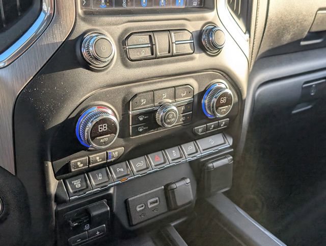 Used 2020 GMC Sierra 3500 Denali w/ Denali Ultimate Package image 21