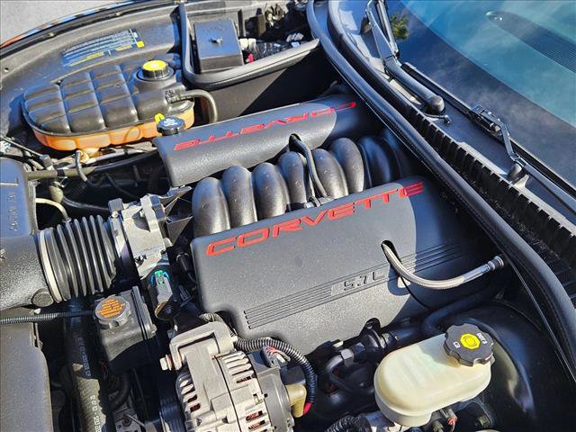 Used 2003 Chevrolet Corvette Convertible w/ Preferred Equipment Group1 image 18