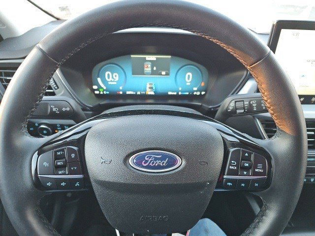 Used 2023 Ford Escape Platinum image 22