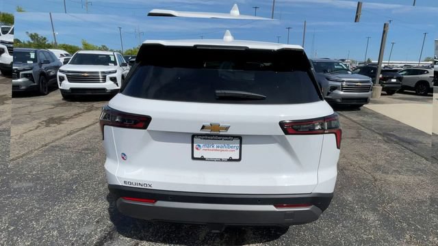 New 2027 Chevrolet Equinox LT w/ LPO, Floor Liner Package FWD image 9