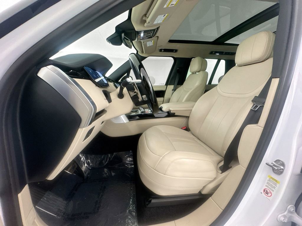 Certified 2024 Land Rover Range Rover SE AWD/4WD image 20