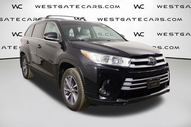 Used 2019 Toyota Highlander XLE AWD/4WD image 45