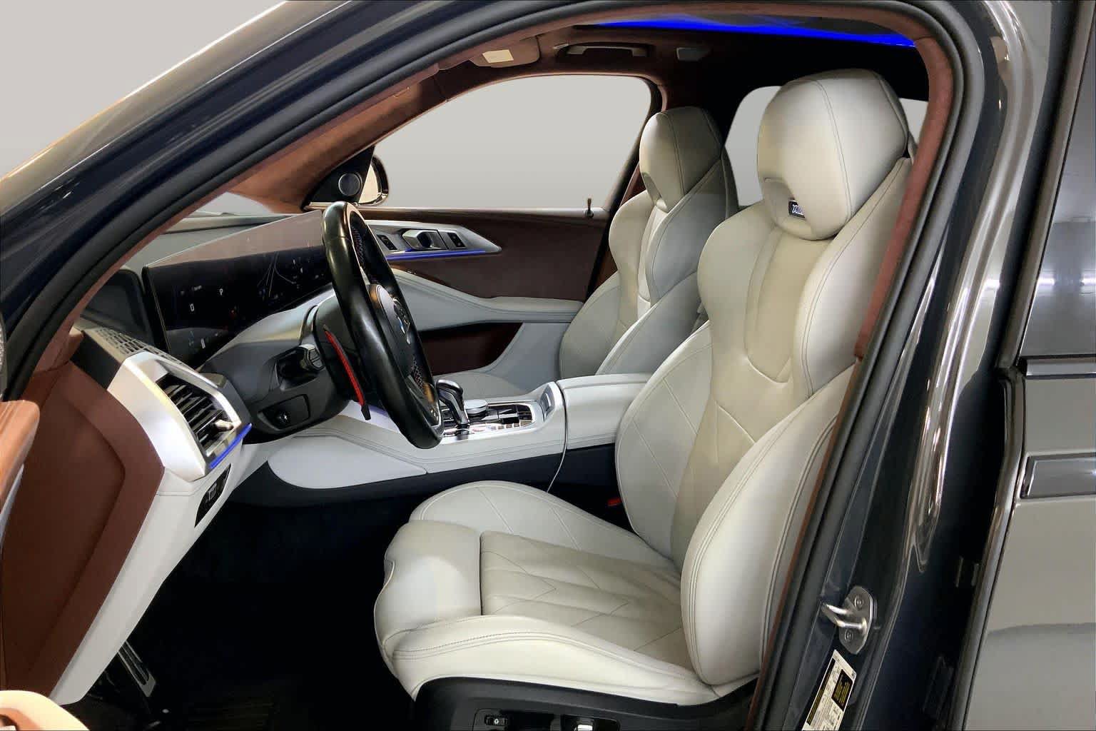 Used 2023 BMW XM AWD/4WD image 7