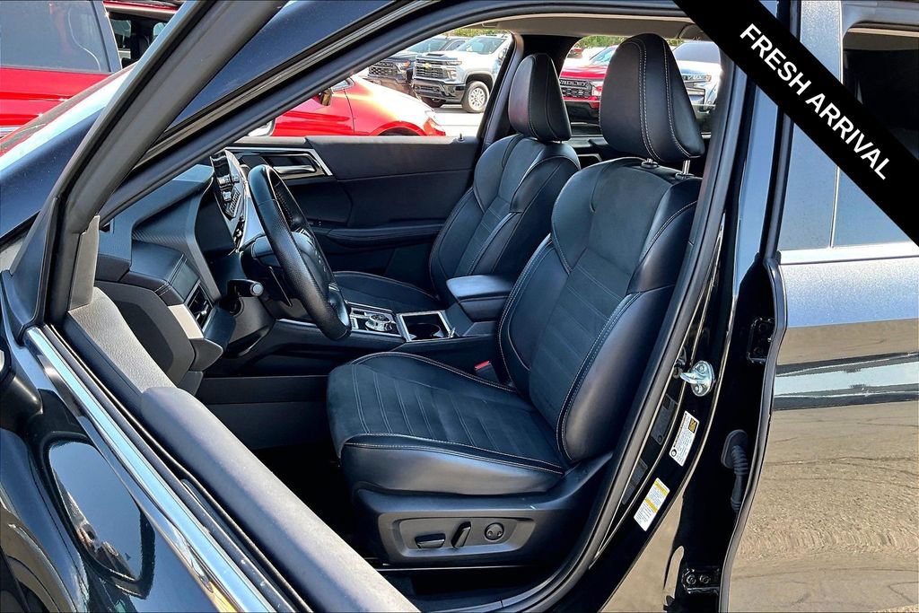Used 2024 Mitsubishi Outlander SE FWD image 21