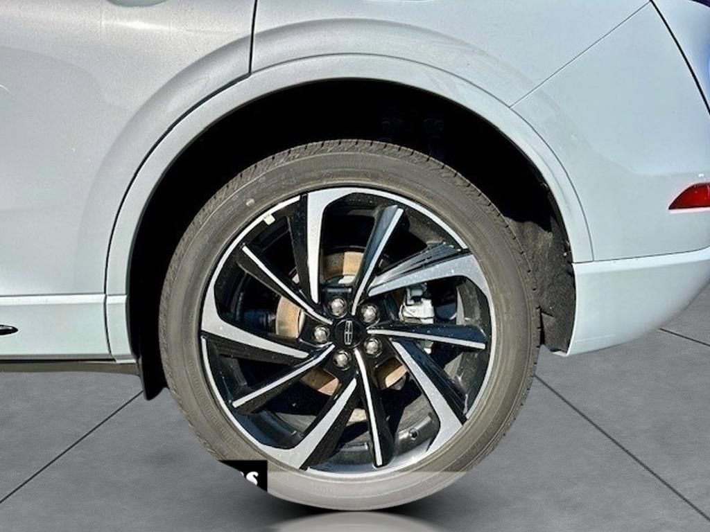 New 2025 Lincoln Corsair Grand Touring w/ Equipment Group 302A AWD/4WD image 8