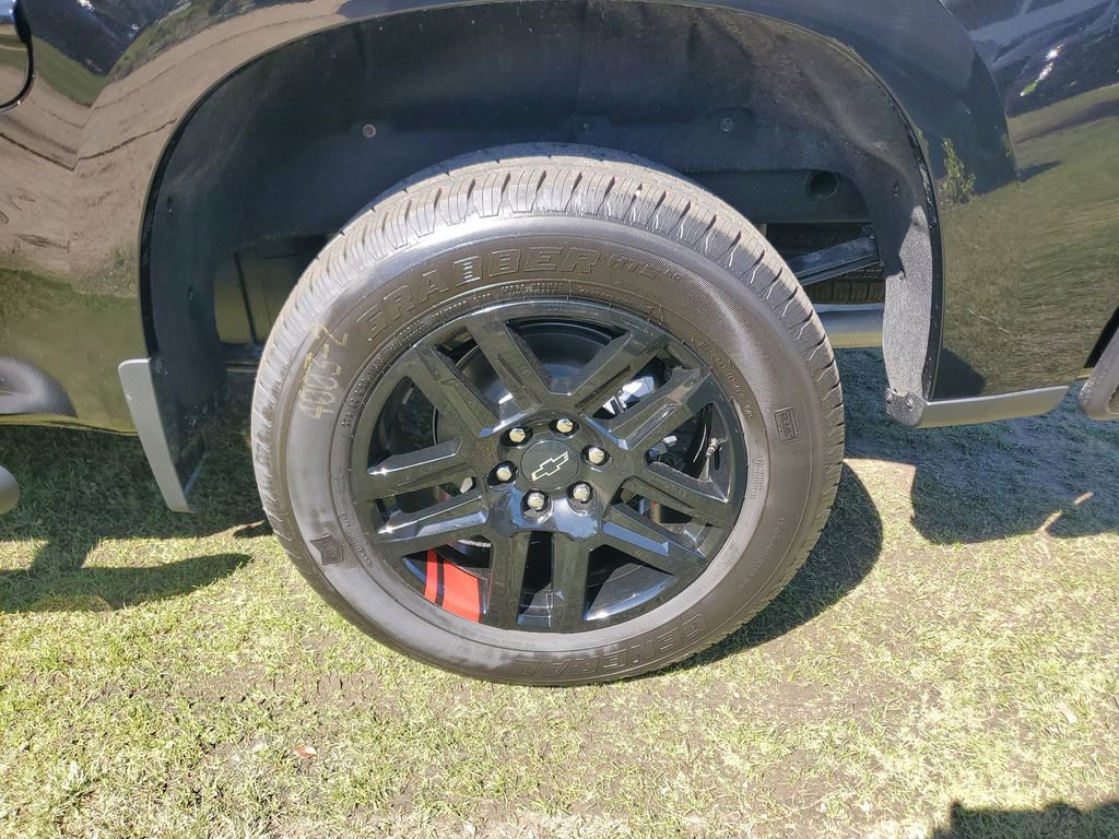 New 2026 Chevrolet Silverado 1500 RST w/ Redline Edition RWD image 7