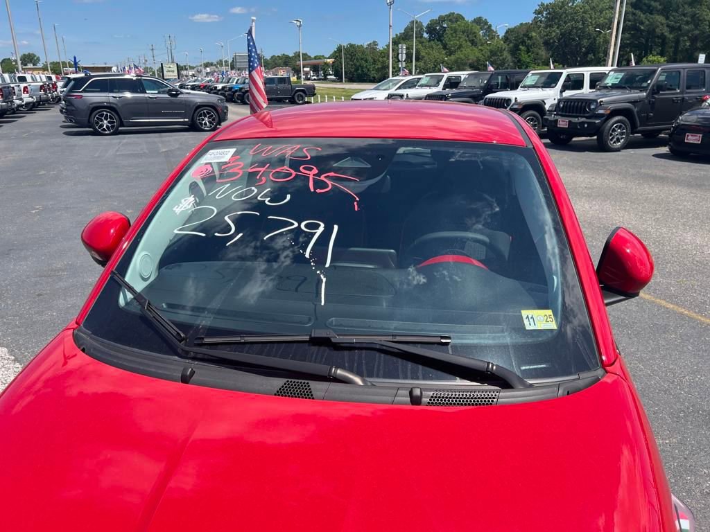 New 2024 FIAT 500 e (RED) image 19