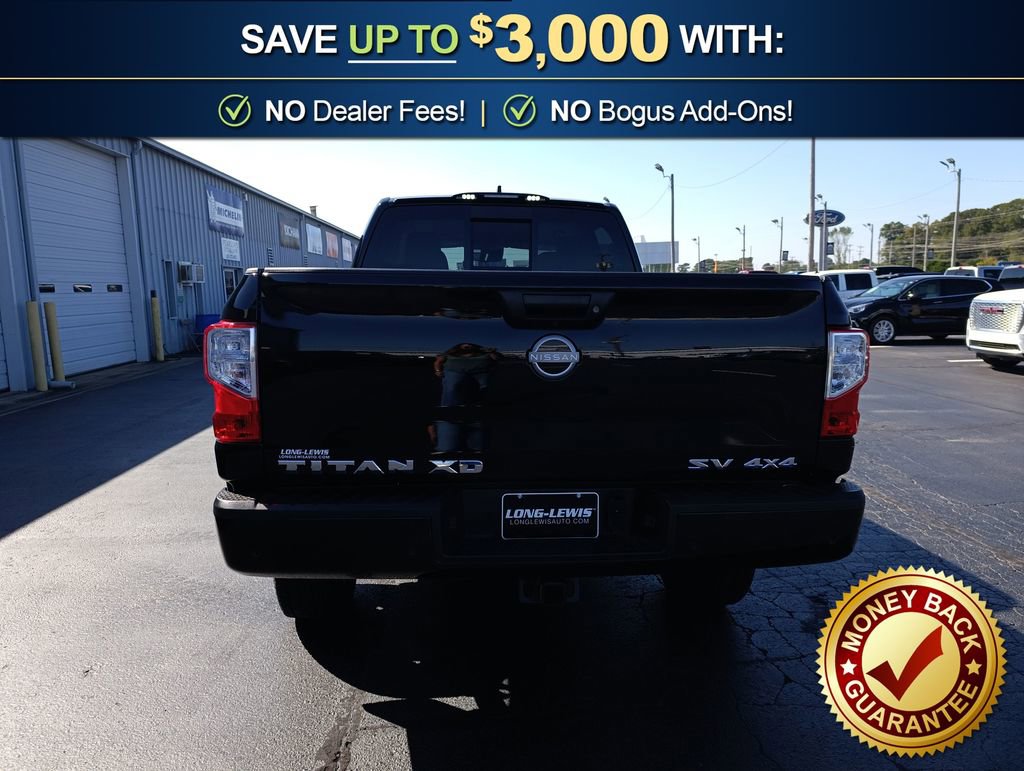 Used 2024 Nissan Titan SV w/ SV Convenience Package image 5