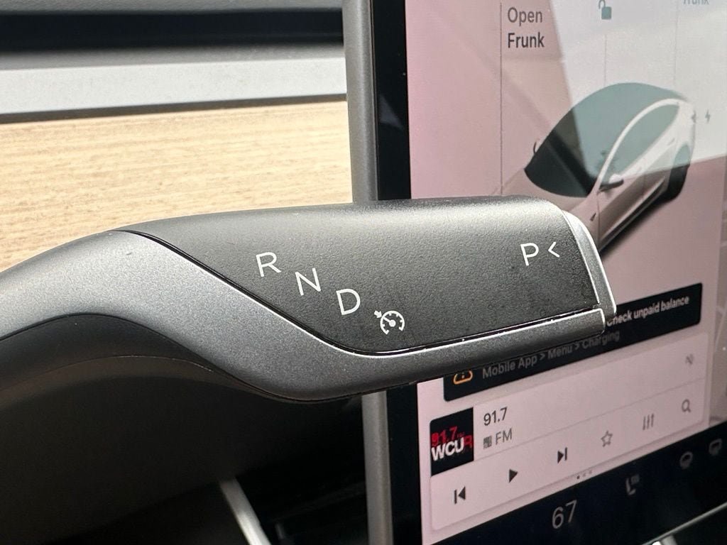 Used 2020 Tesla Model 3 Standard Range Plus RWD image 17