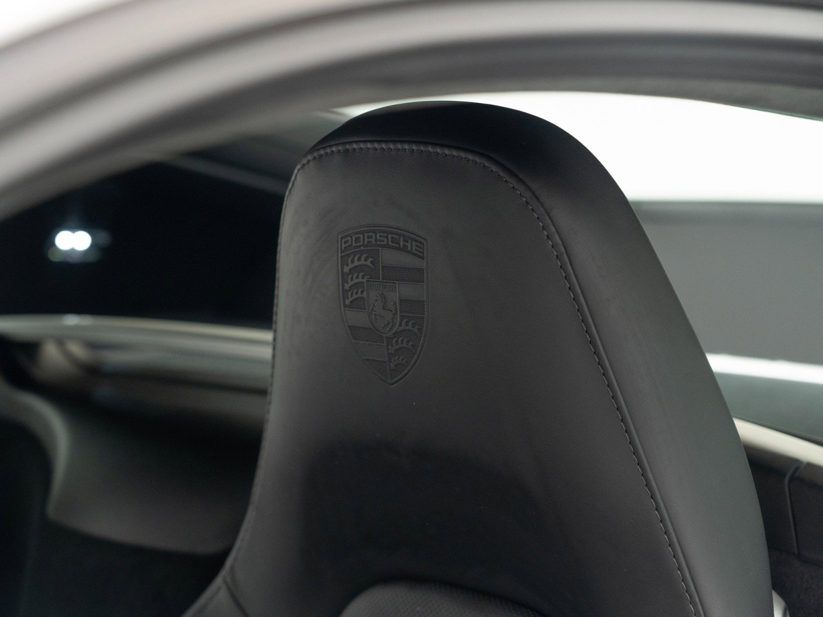 Certified 2025 Porsche 718 Cayman GTS RWD image 19
