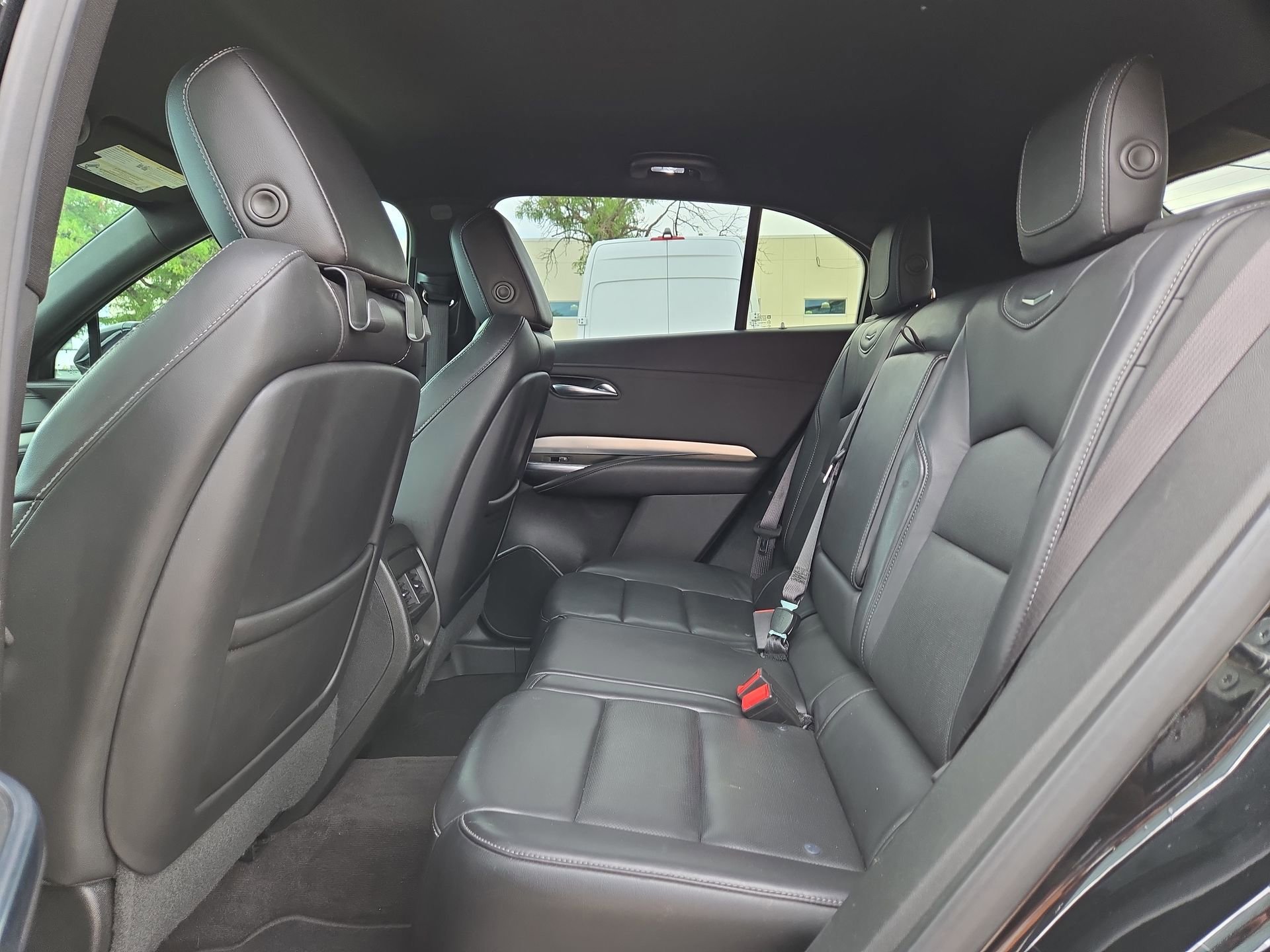 Used 2020 Cadillac XT4 Premium Luxury FWD image 13