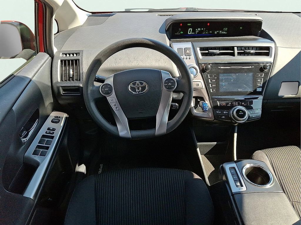 Used 2017 Toyota Prius V Two image 11