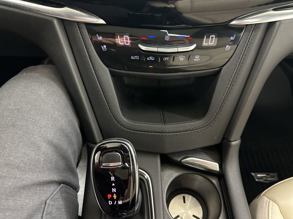 Certified 2025 Cadillac XT6 Sport w/ Technology Package AWD/4WD image 52