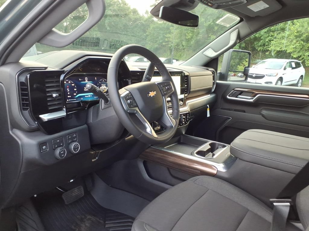 New 2026 Chevrolet Silverado 2500 LT w/ Safety Package AWD/4WD image 13