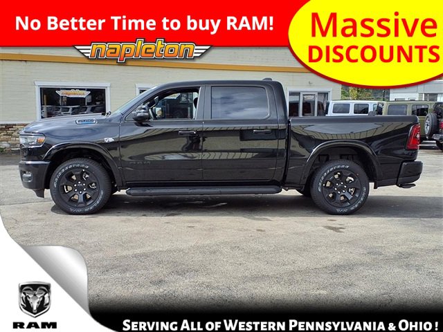 New 2026 RAM 1500 4x4 Crew Cab image 4