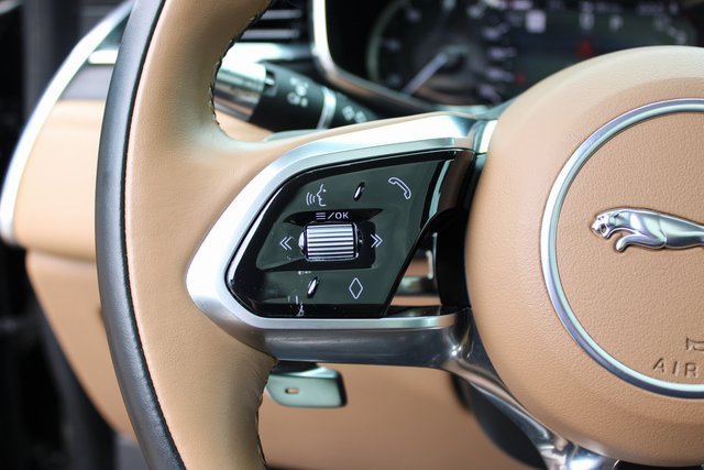 Used 2022 Jaguar F-PACE S image 27