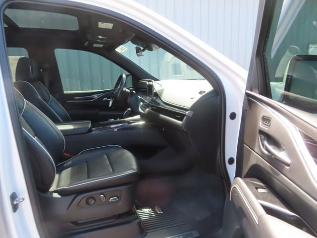 Used 2022 Cadillac Escalade ESV Sport w/ Touring Package image 26