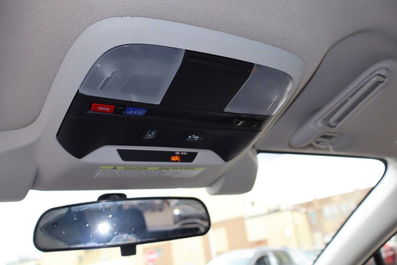 Used 2022 Subaru Crosstrek 2.5i Limited image 19