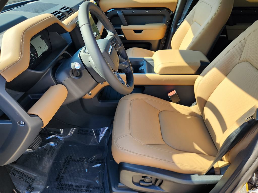 New 2026 Land Rover Defender 110 X-Dynamic SE AWD/4WD image 9
