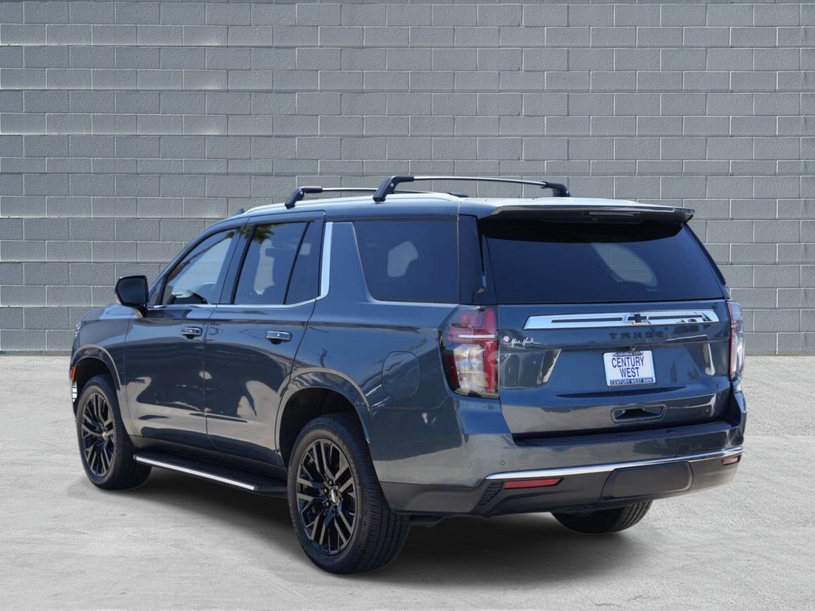 Used 2021 Chevrolet Tahoe LT AWD/4WD image 3
