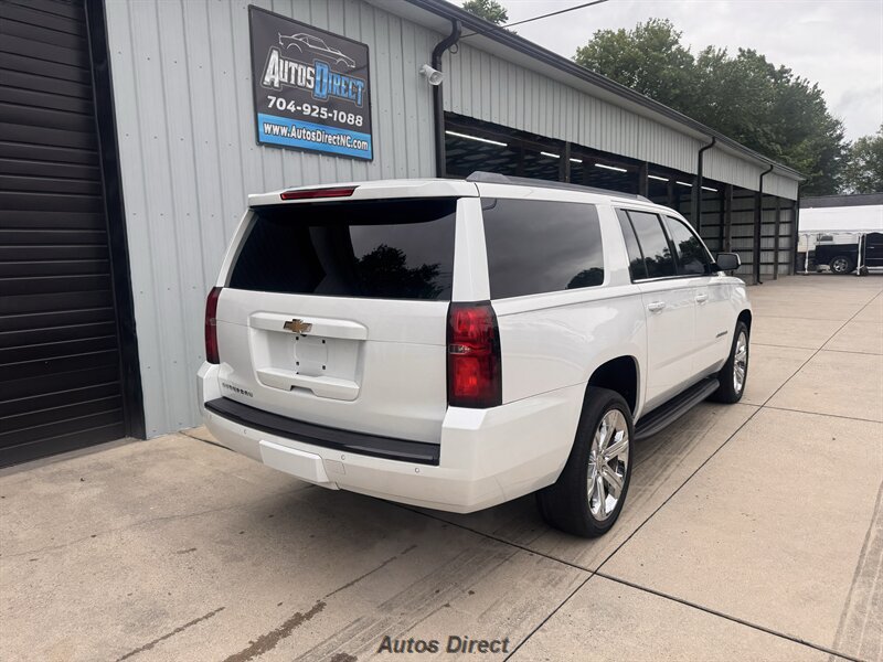 Used 2019 Chevrolet Suburban LT w/ Luxury Package RWD image 12