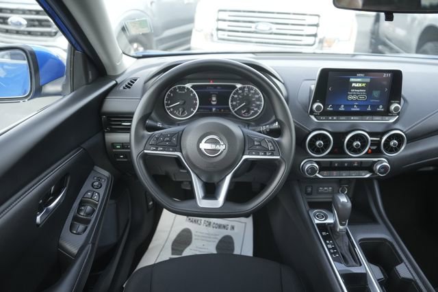 Used 2025 Nissan Sentra SV image 21