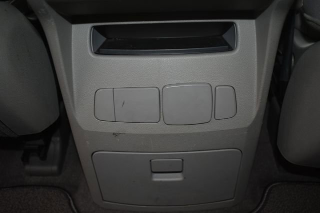 Used 2019 Kia Sedona LX image 30